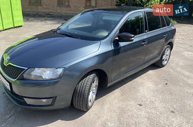Хэтчбек Skoda Rapid 2015 в 
