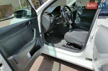 Хэтчбек Skoda Rapid 2014 в 