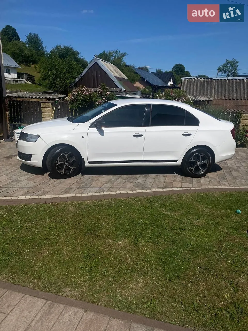 2013 Skoda Rapid - мініатюра 13