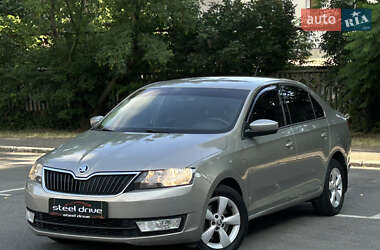 Лифтбек Skoda Rapid 2013 в Николаеве