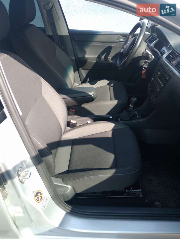 Лифтбек Skoda Rapid 2013 в Змиеве