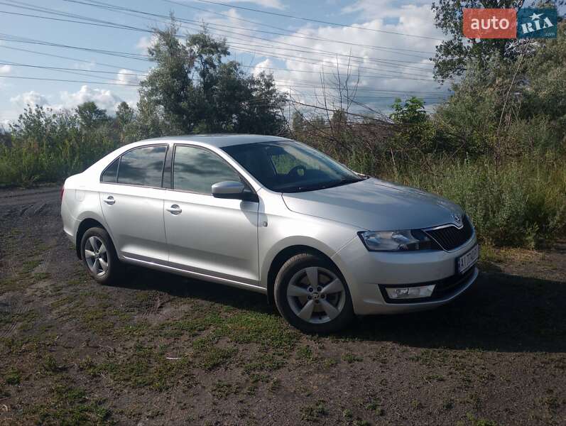 Лифтбек Skoda Rapid 2013 в Змиеве