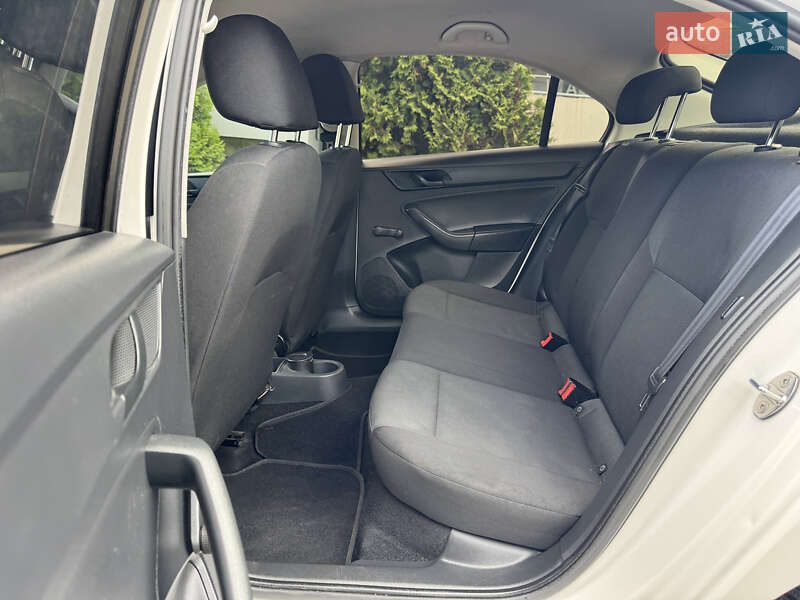 Ліфтбек Skoda Rapid 2013 в Києві