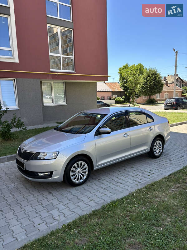 Ліфтбек Skoda Rapid 2018 в Чернівцях