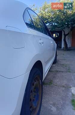 Лифтбек Skoda Rapid 2015 в 