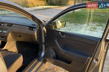 Лифтбек Skoda Rapid 2013 в 