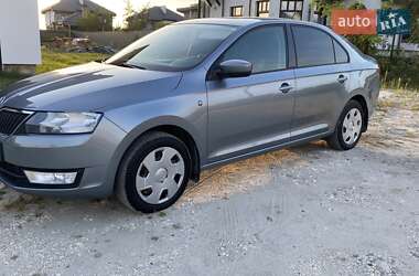Лифтбек Skoda Rapid 2013 в Львове