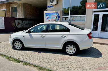 Лифтбек Skoda Rapid 2013 в 