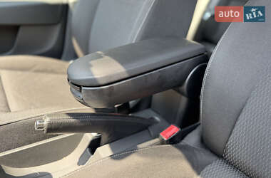 Лифтбек Skoda Rapid 2013 в 