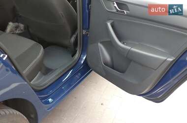 Лифтбек Skoda Rapid 2016 в 