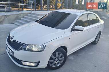 Лифтбек Skoda Rapid 2013 в Калиновке
