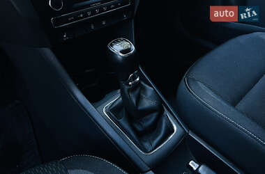 Лифтбек Skoda Rapid 2013 в 