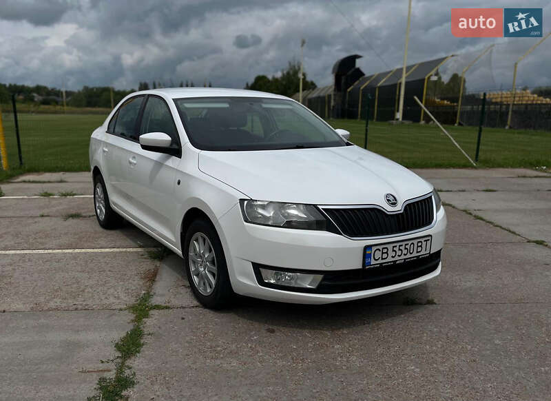 Лифтбек Skoda Rapid 2013 в Чернигове