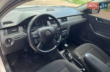 Лифтбек Skoda Rapid 2013 в 