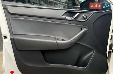 Лифтбек Skoda Rapid 2013 в 