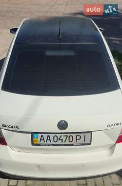 Лифтбек Skoda Rapid 2013 в 