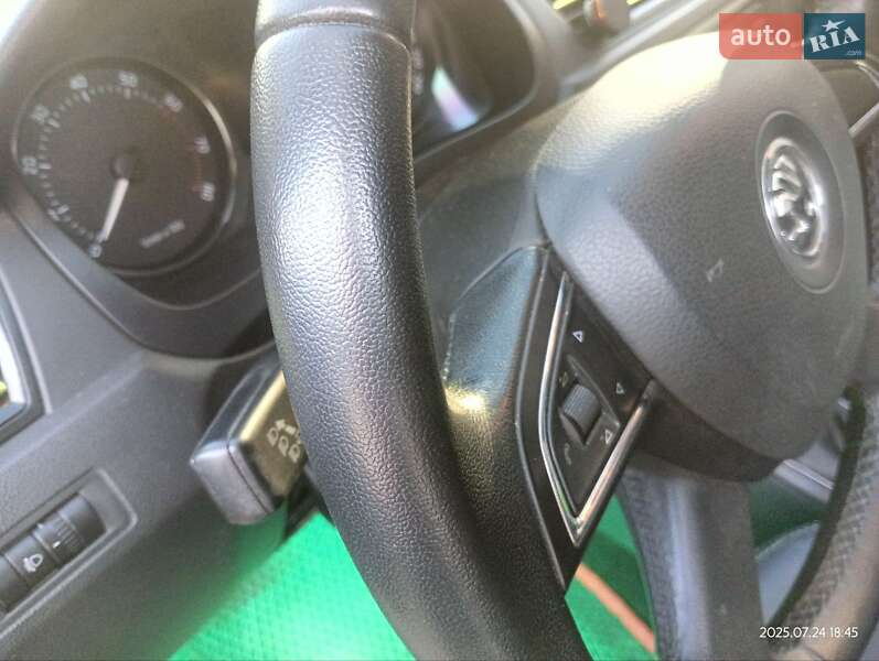 Лифтбек Skoda Rapid 2013 в Кривом Роге