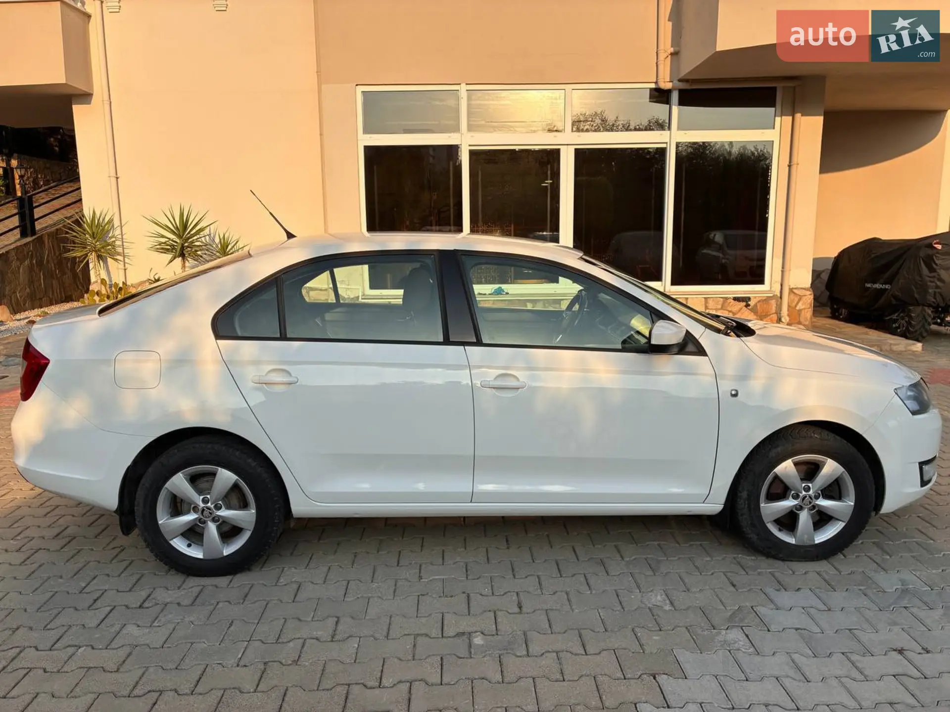2013 Skoda Rapid - мініатюра 8