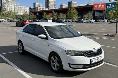 Лифтбек Skoda Rapid 2013 в Киеве