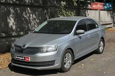 Ліфтбек Skoda Rapid 2015 в Києві
