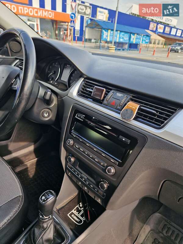 Лифтбек Skoda Rapid 2013 в Калуше фото 12 Лифтбек Skoda Rapid 2013 в Калуше