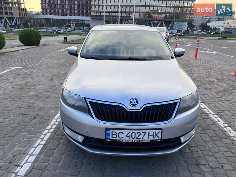 Лифтбек Skoda Rapid 2012 в Львове
