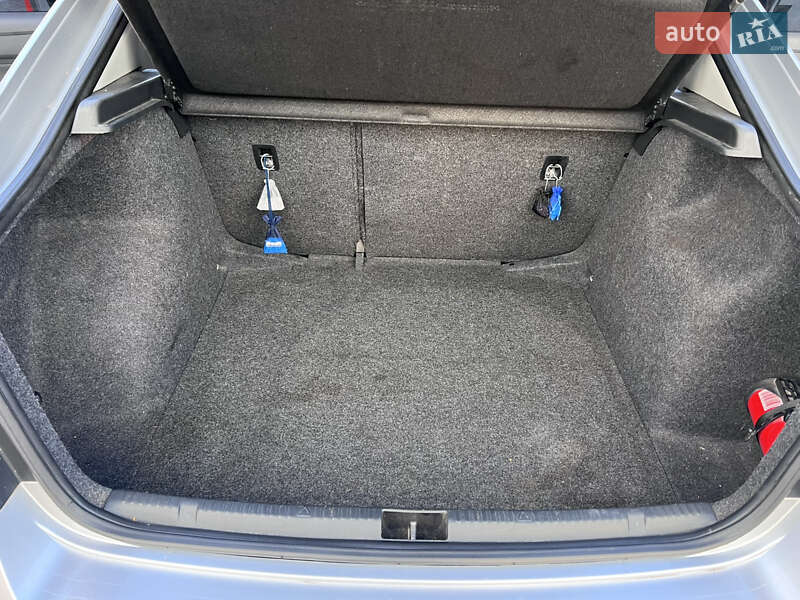 Лифтбек Skoda Rapid 2012 в Львове