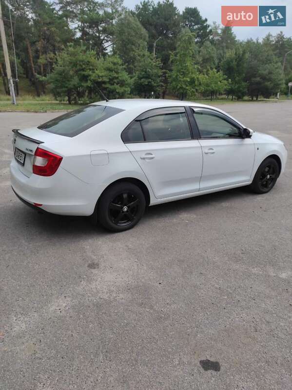 Skoda Rapid 2015