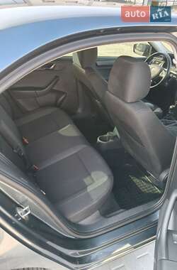 Лифтбек Skoda Rapid 2014 в 
