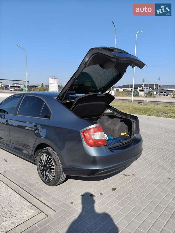 Ліфтбек Skoda Rapid 2014 в Львові