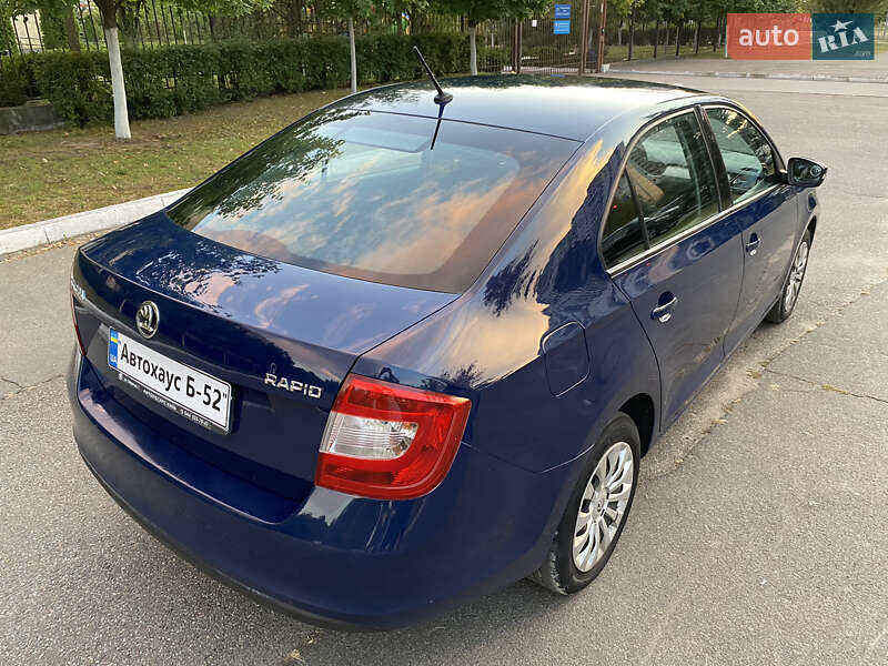 Лифтбек Skoda Rapid 2016 в Киеве