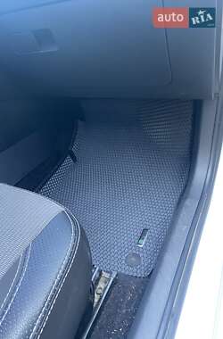 Лифтбек Skoda Rapid 2013 в 