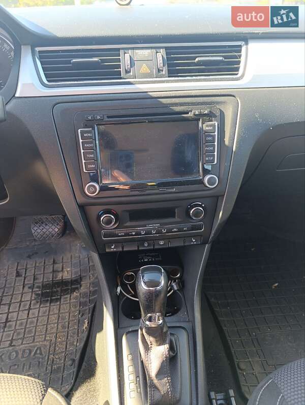 Лифтбек Skoda Rapid 2013 в Киеве