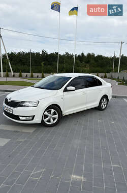 Лифтбек Skoda Rapid 2014 в Мостиске