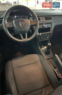Лифтбек Skoda Rapid 2015 в 