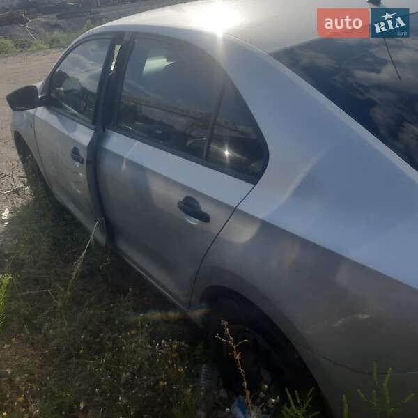 Ліфтбек Skoda Rapid 2013 в Дніпрі