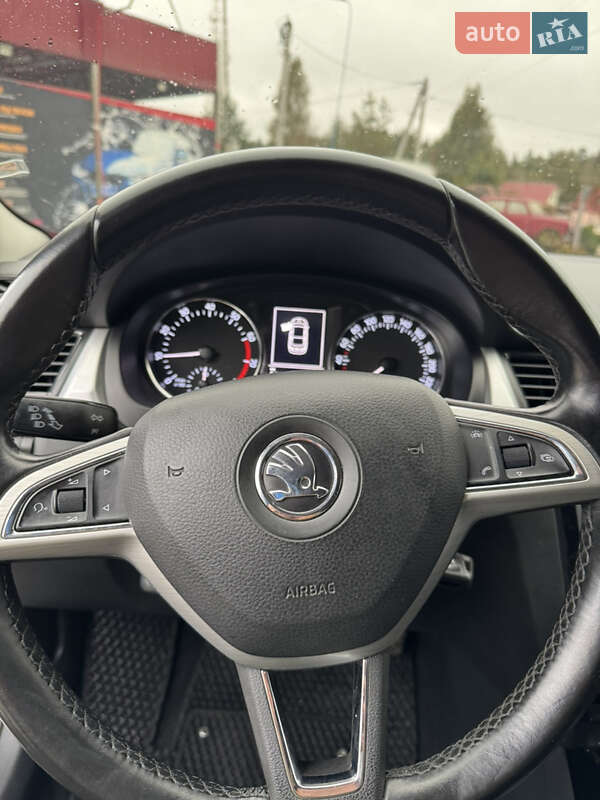 Ліфтбек Skoda Rapid 2017 в Києві фото 21 Ліфтбек Skoda Rapid 2017 в Києві