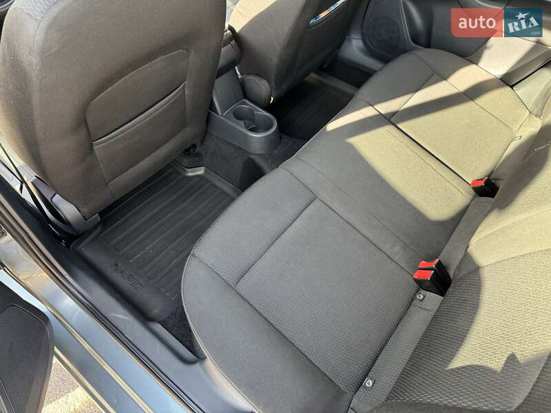 Лифтбек Skoda Rapid 2013 в Краматорске фото 25 Лифтбек Skoda Rapid 2013 в Краматорске