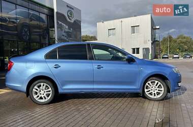Лифтбек Skoda Rapid 2013 в 