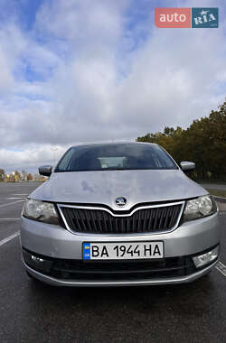Лифтбек Skoda Rapid 2015 в 