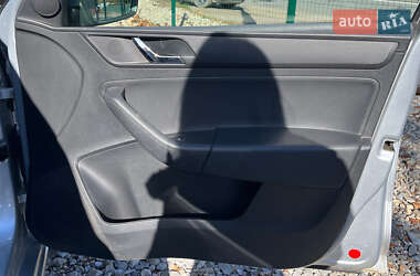 Ліфтбек Skoda Rapid 2014 в 