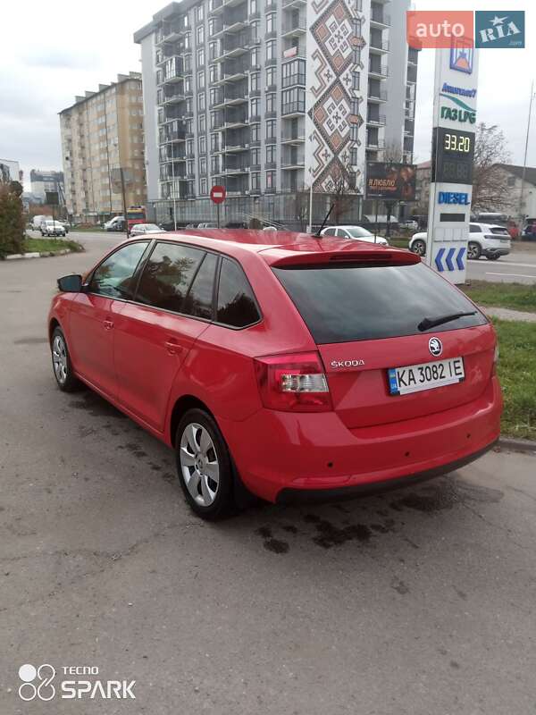 Хетчбек Skoda Rapid 2015 в Івано-Франківську
