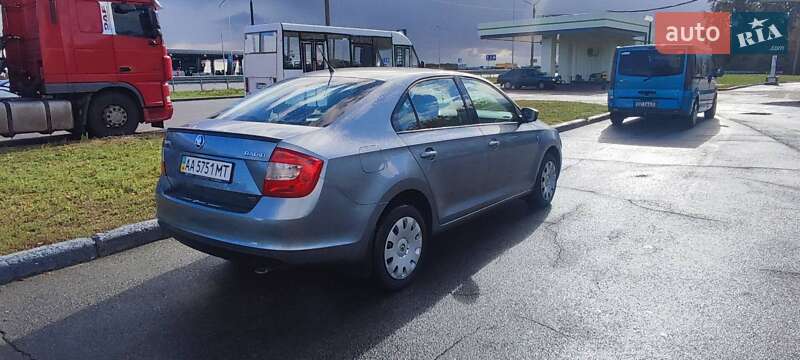 Ліфтбек Skoda Rapid 2013 в Києві фото 8 Ліфтбек Skoda Rapid 2013 в Києві