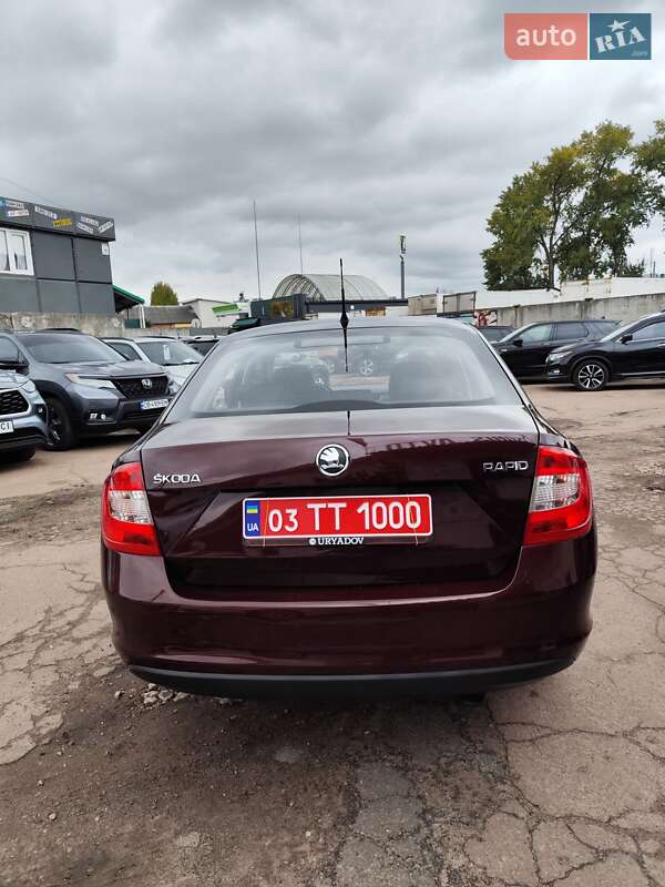 Лифтбек Skoda Rapid 2013 в Чернигове фото 9 Лифтбек Skoda Rapid 2013 в Чернигове