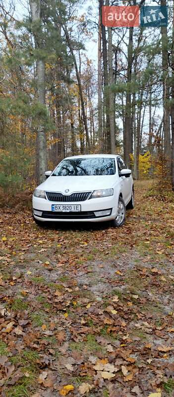 Лифтбек Skoda Rapid 2013 в Полонном