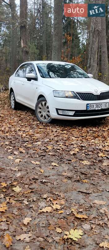 Лифтбек Skoda Rapid 2013 в Полонном