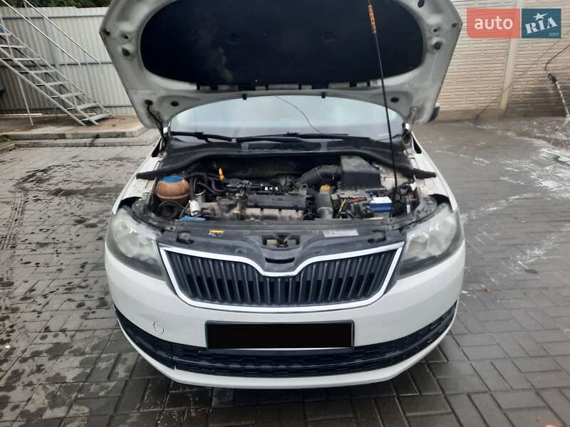 Лифтбек Skoda Rapid 2014 в Ровно фото 7 Лифтбек Skoda Rapid 2014 в Ровно