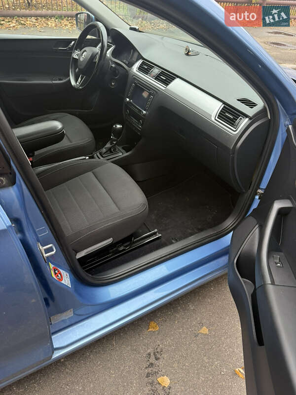 Лифтбек Skoda Rapid 2013 в Киеве фото 9 Лифтбек Skoda Rapid 2013 в Киеве