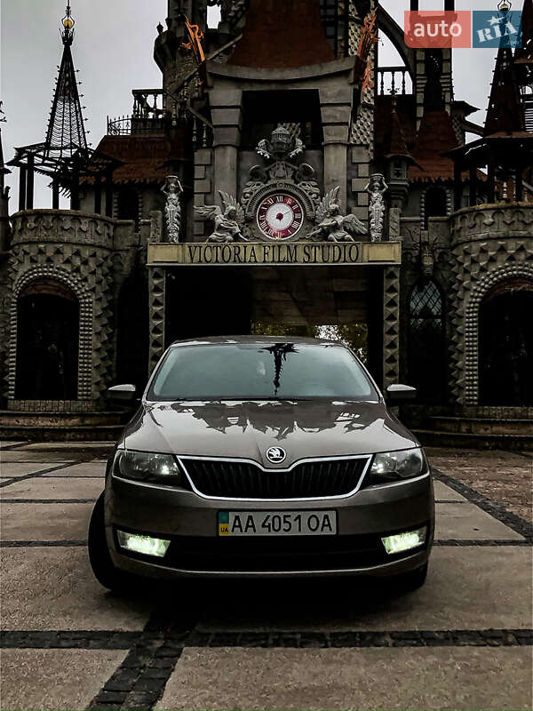 Лифтбек Skoda Rapid 2013 в Киеве