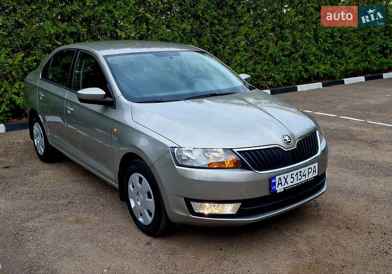Лифтбек Skoda Rapid 2013 в Песочине